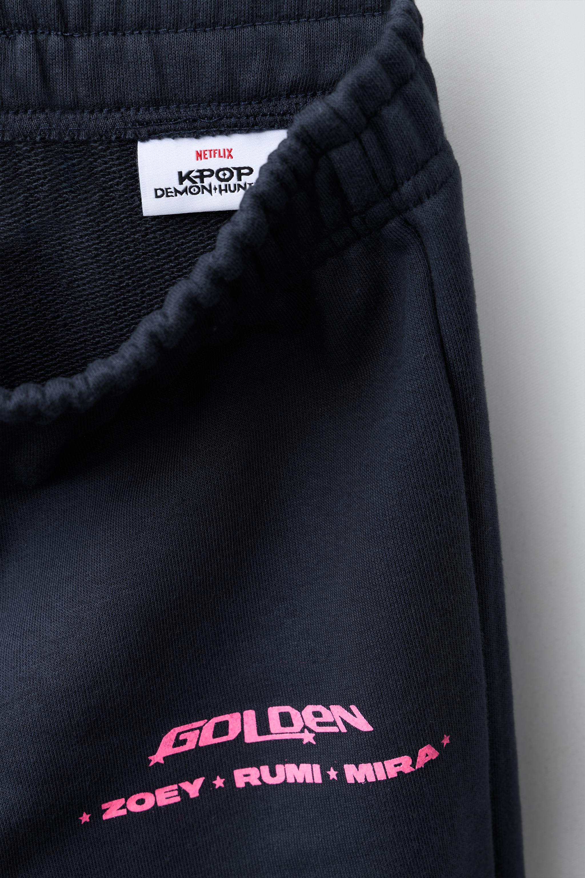 KPOP DEMON HUNTERS™ NETFLIX © WIDE LEG FLEECE PANTS